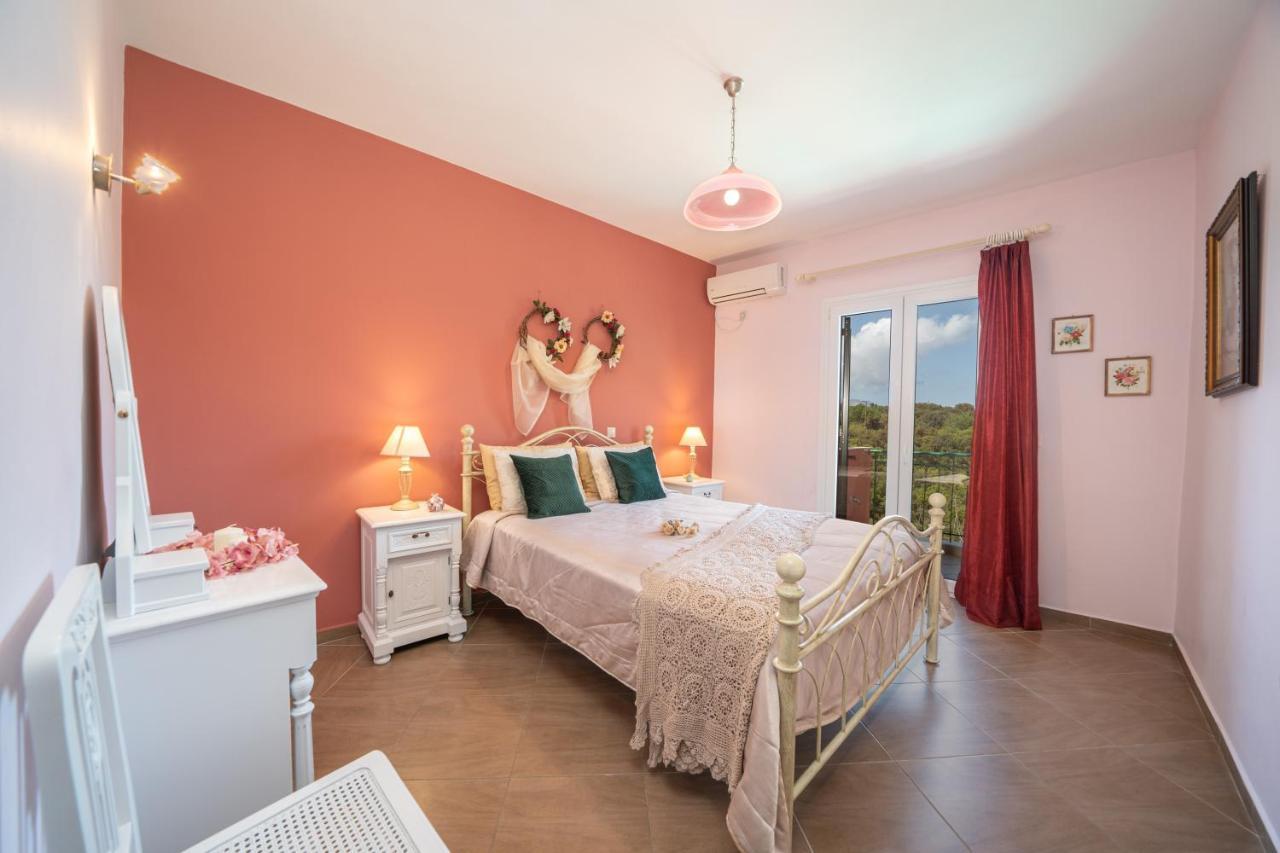 סאמי Superb Villa With Private Pool Peaceful Location מראה חיצוני תמונה