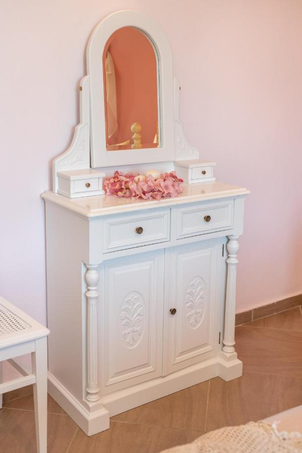 סאמי Superb Villa With Private Pool Peaceful Location מראה חיצוני תמונה