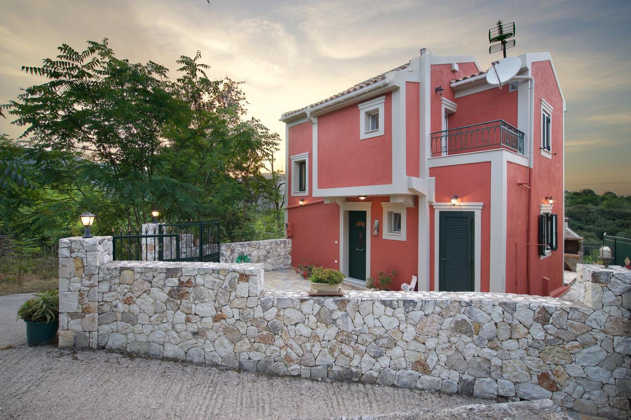 סאמי Superb Villa With Private Pool Peaceful Location מראה חיצוני תמונה